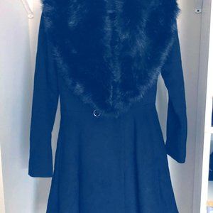Wool coat with fur collar